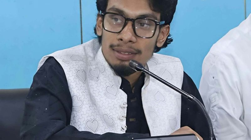 কুষ্টিয়ায়  “স্ত্রীর মান ভাঙতে রাজনীতি ছাড়লেন ছাত্রনেতা ইমরান রাহুল”